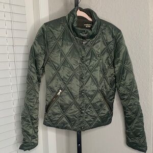 Vintage RARE GUESS Women's green Quilted Puffer Jacket large